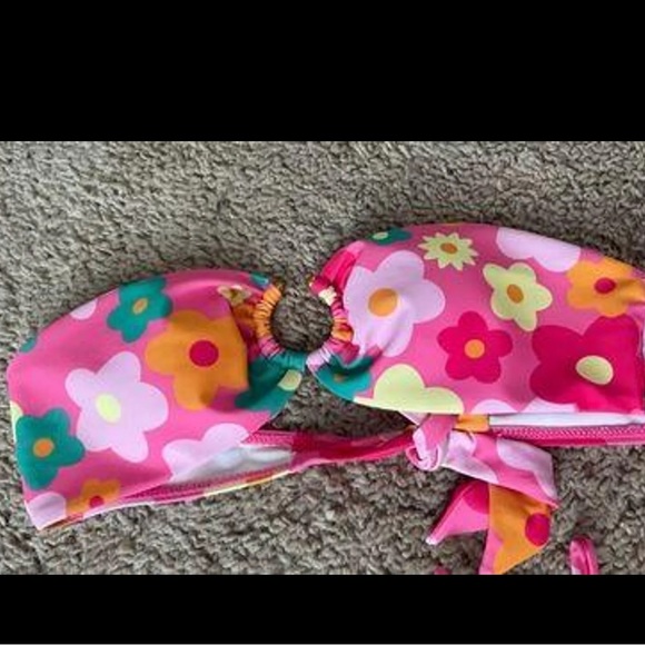 SHEIN floral pink bikini set - Picture 3 of 3